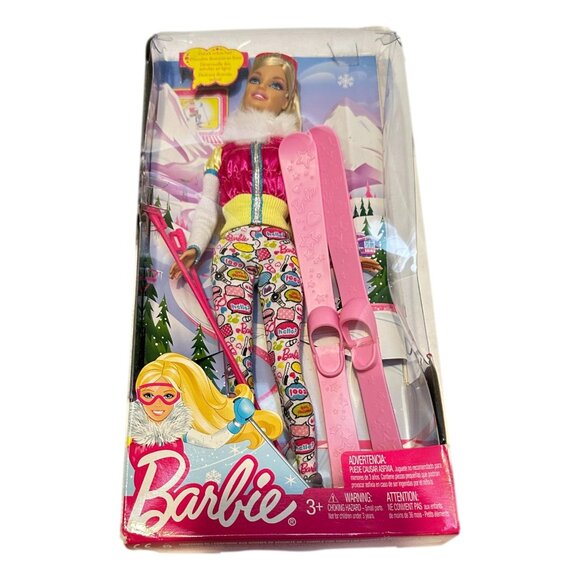 Barbie Doll Set I Can Be Skier and Winter Wonderland Ski Accessory Case New 2011 - Picture 3 of 11